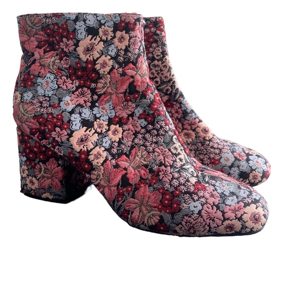 Shoes - Vintage Inspired Floral High Heel Ankle Booties